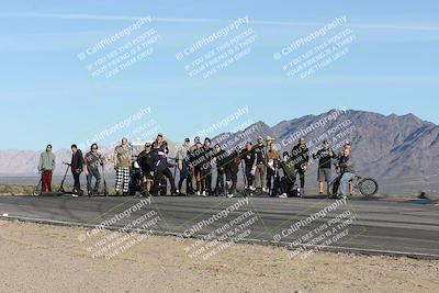 media/Jan-15-2026-Racers Edge (Thu) [[dfebeb70ab]]/1-Around the Pits-Track Walk/